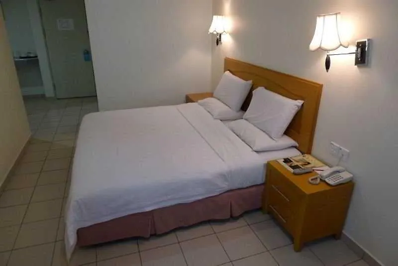 Megah D'Aru Hotel Kota Kinabalu 2*,